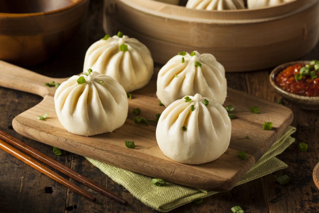 Trung bình 1 cái bánh bao có lượng calo khoảng 110 - 360 kcal Trung bình 1 cái bánh bao có lượng calo khoảng 110 - 360 kcal
